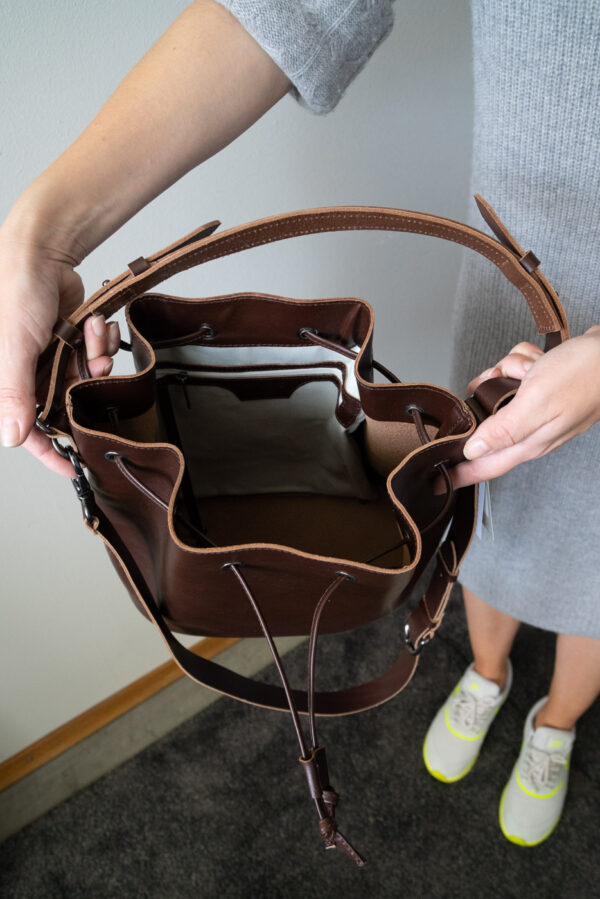 Kleinbasel nachhaltige Leder Accessoires Bag Rucksack Laufmeter Onlinestore
