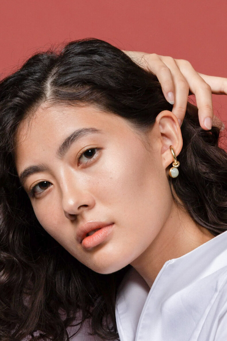 Hana Kim Jade Ohrringe Bold Drop Ear Cuff nachhaltiger Schmuck Laufmeter Onlinshop