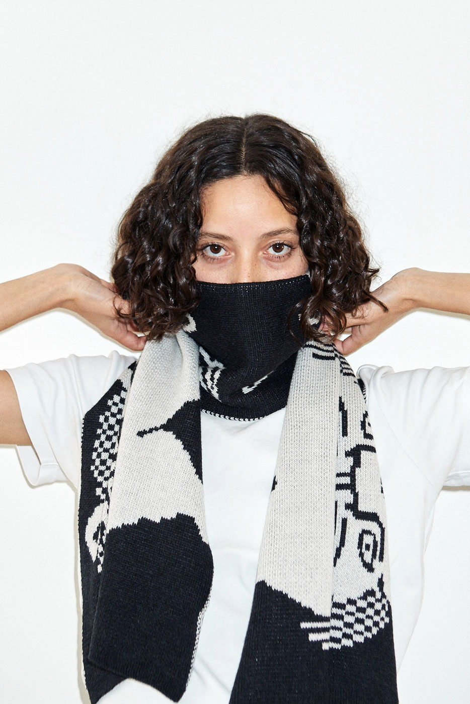 9v9 Schweizer Modedesign Laufmeter Onlineshop schal scarf