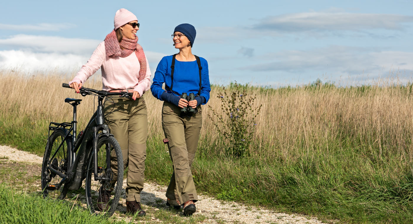 dona flora garten arbeit hose schaffhausen schweiz mode nachhaltig bio laufmeter