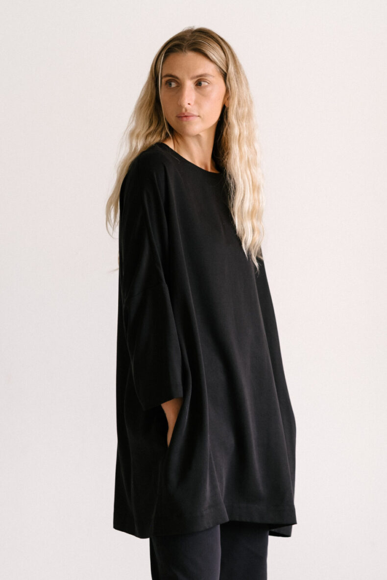 livia naef bluse moa tencel schwarz black luzern schweiz mode nachhaltig