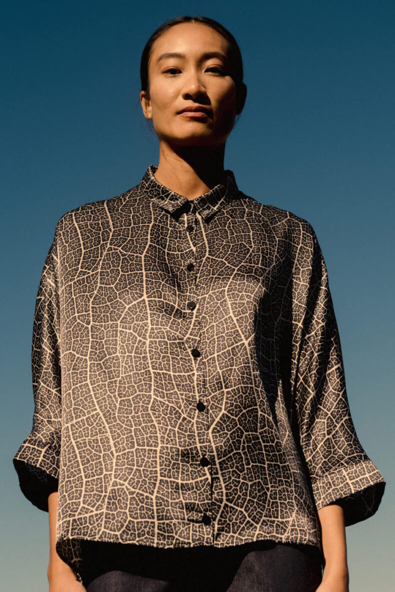 fink und star bluse maulbeerblatt bio seide laufmeter schweiz mode nachhaltig