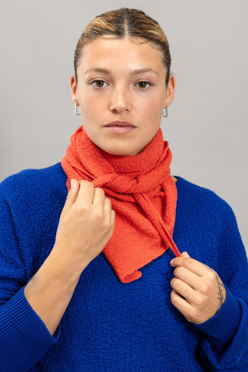 oiu oiu Dreieckstuch schal merino wolle laufmeter schweiz mode nachhaltig strick