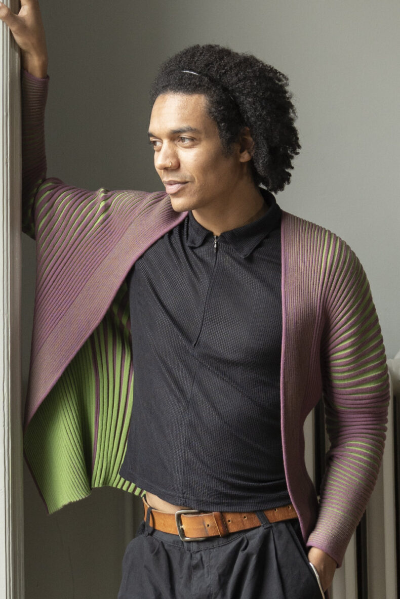 arabella miller cardigan mauve green grün strick merino wolle laufmeter schweiz mode nachhaltig