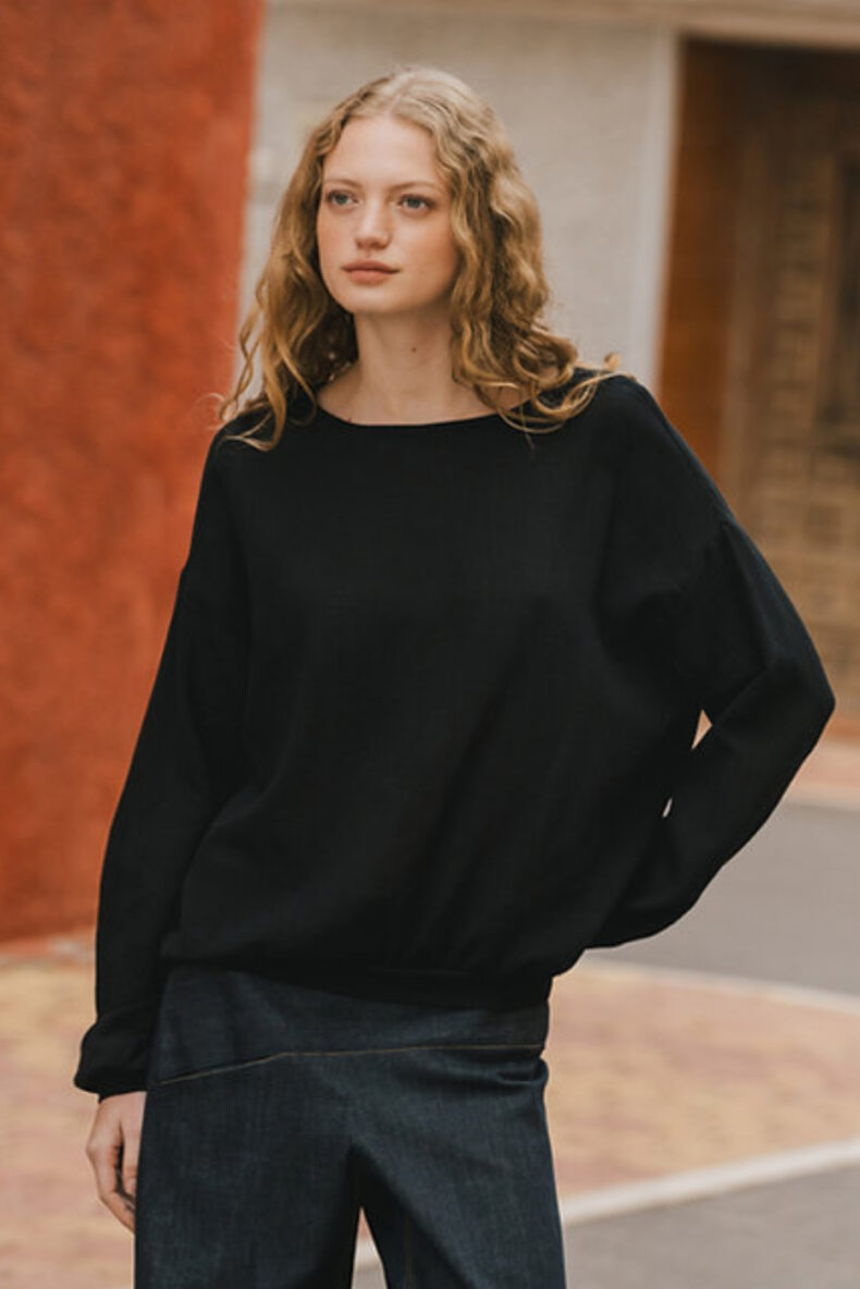 elfe11 kathrin wegmann pullover blouse bio baumwolle schwarz laufmeter schweiz nachhaltig mode