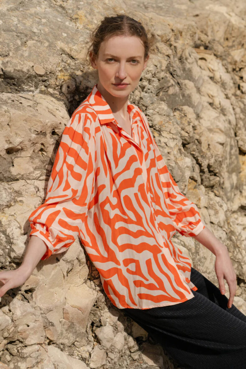 komana bluse foxtrott palm spritz cupro ecovero laufmeter schweiz nachhaltig mode sustainable swiss fashion