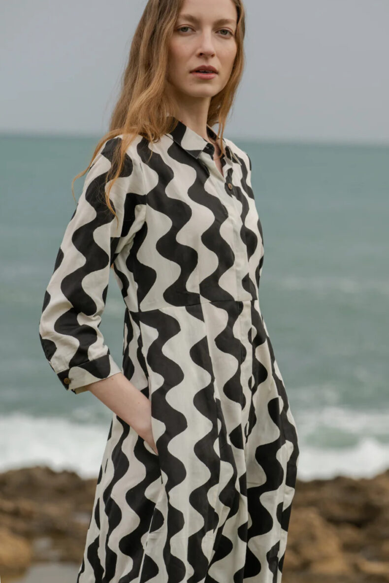komana kleid cilla vibe laufmeter schweiz nachhaltig mode sustainable swiss fashion